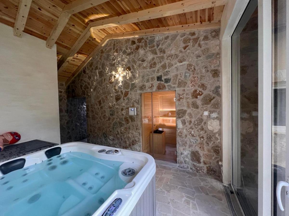 Family Spa Apartments Sunny&Shiny Savnik Экстерьер фото