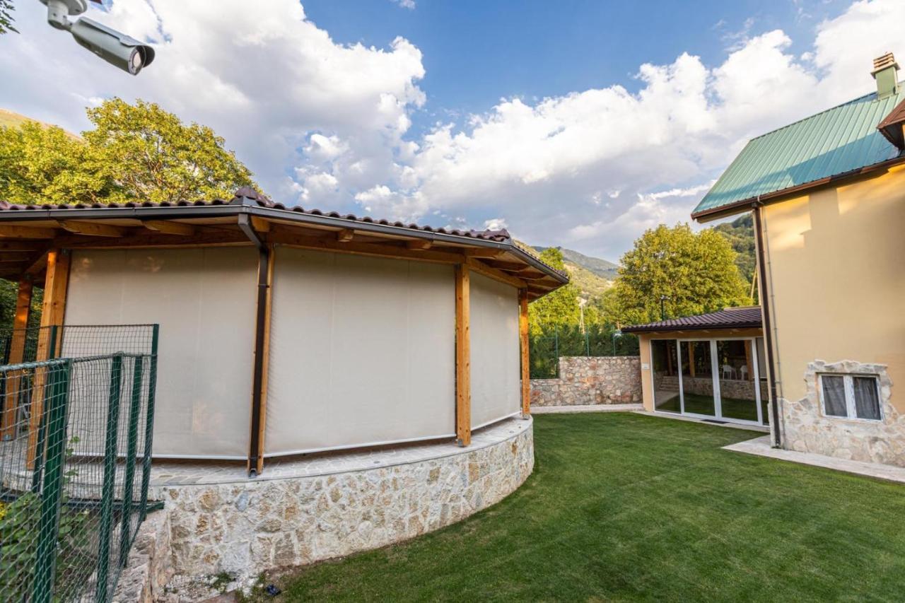 Family Spa Apartments Sunny&Shiny Savnik Экстерьер фото