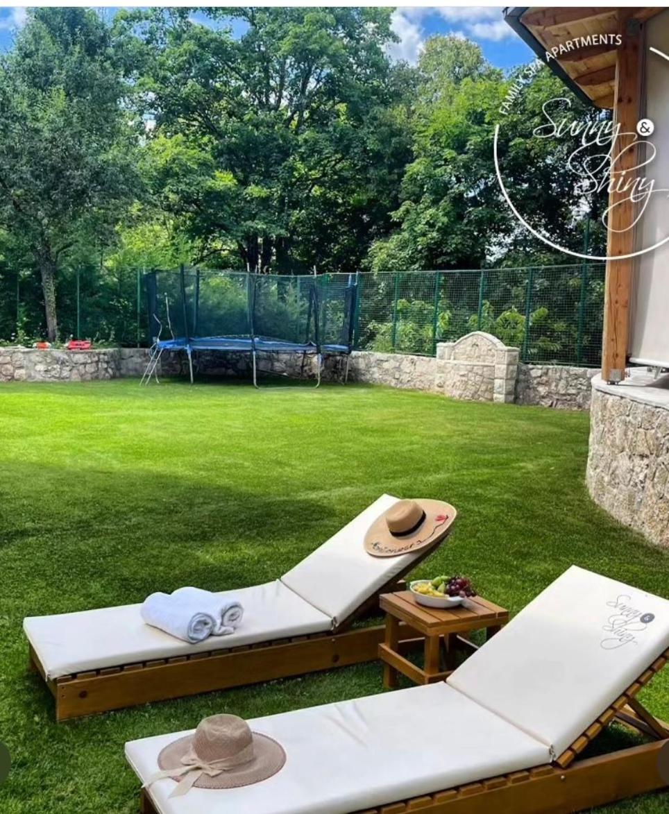 Family Spa Apartments Sunny&Shiny Savnik Экстерьер фото
